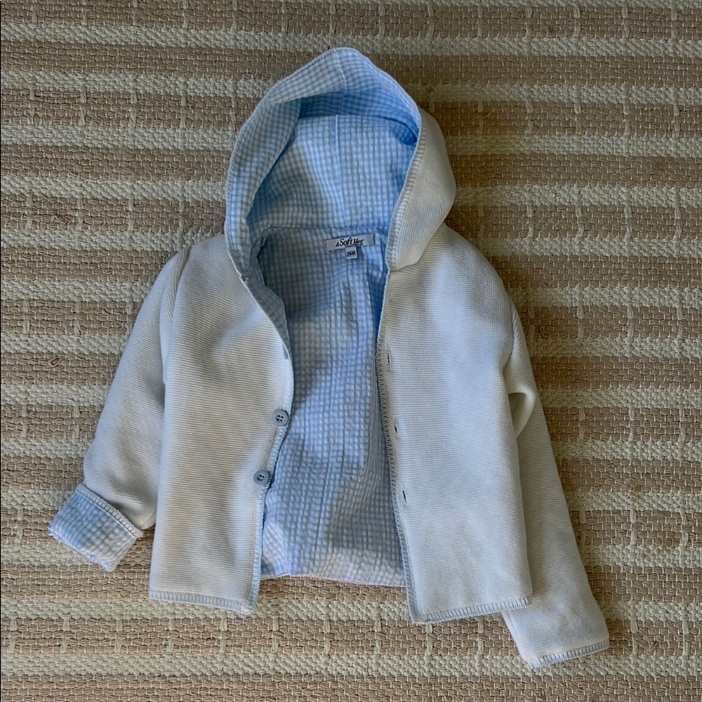 White Zip-Up Hoodie with Soft Cotton Blend